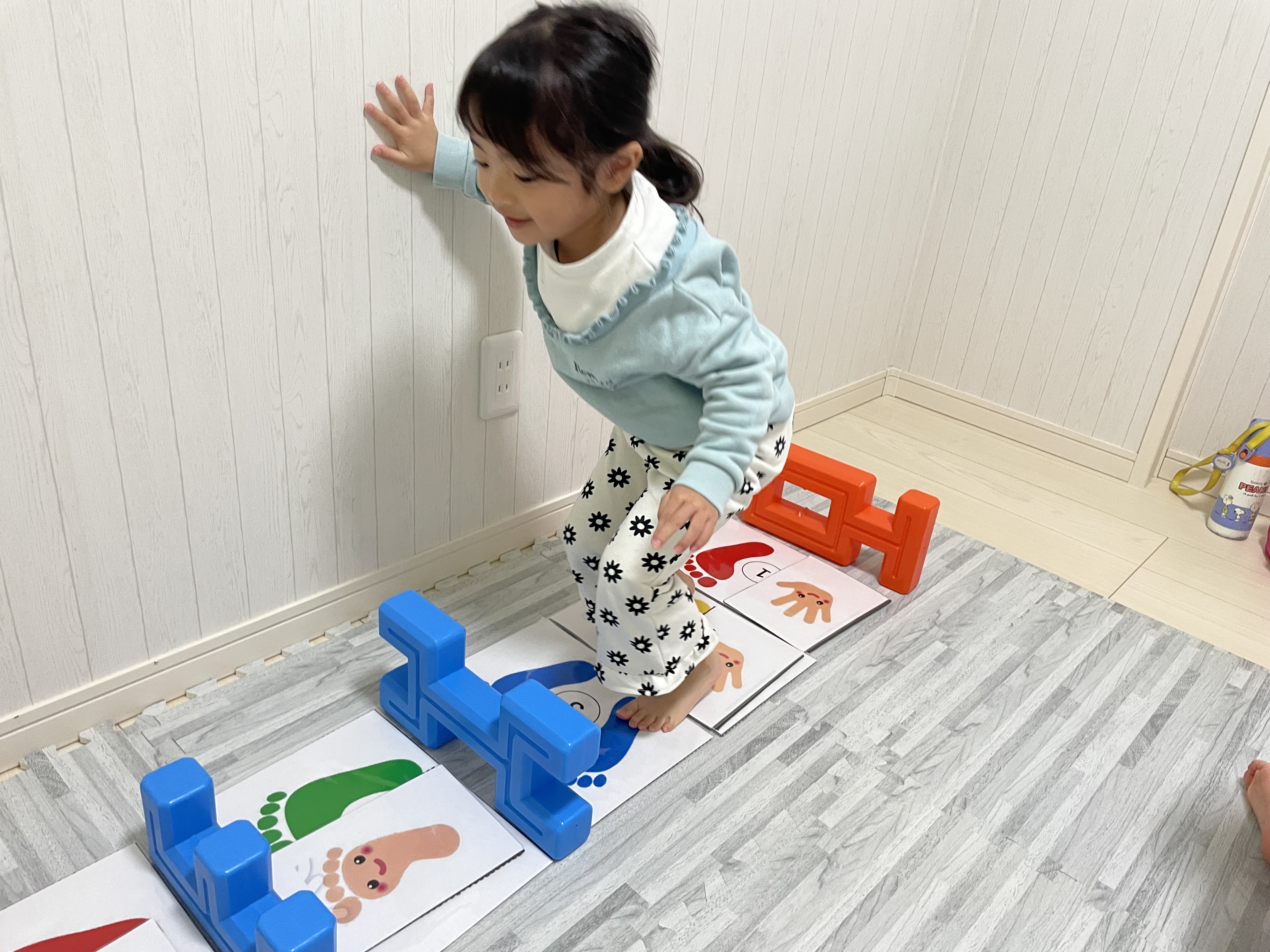 メインビジュアル2